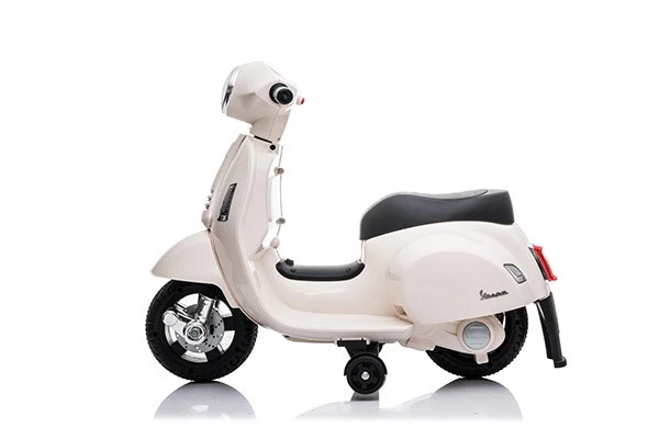 Electrische Vespa Scooter Creme 4 Electrische Vespa Scooter Creme - Afbeelding 2