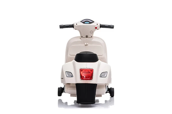 Electrische Vespa Scooter Creme 6 Electrische Vespa Scooter Creme - Afbeelding 4