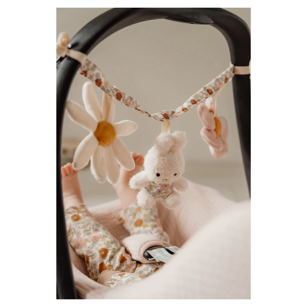 Nijntje X Little Dutch Vintage Little Flowers Autostoelspeeltje 7 Nijntje X Little Dutch Vintage Little Flowers Autostoelspeeltje - Afbeelding 5